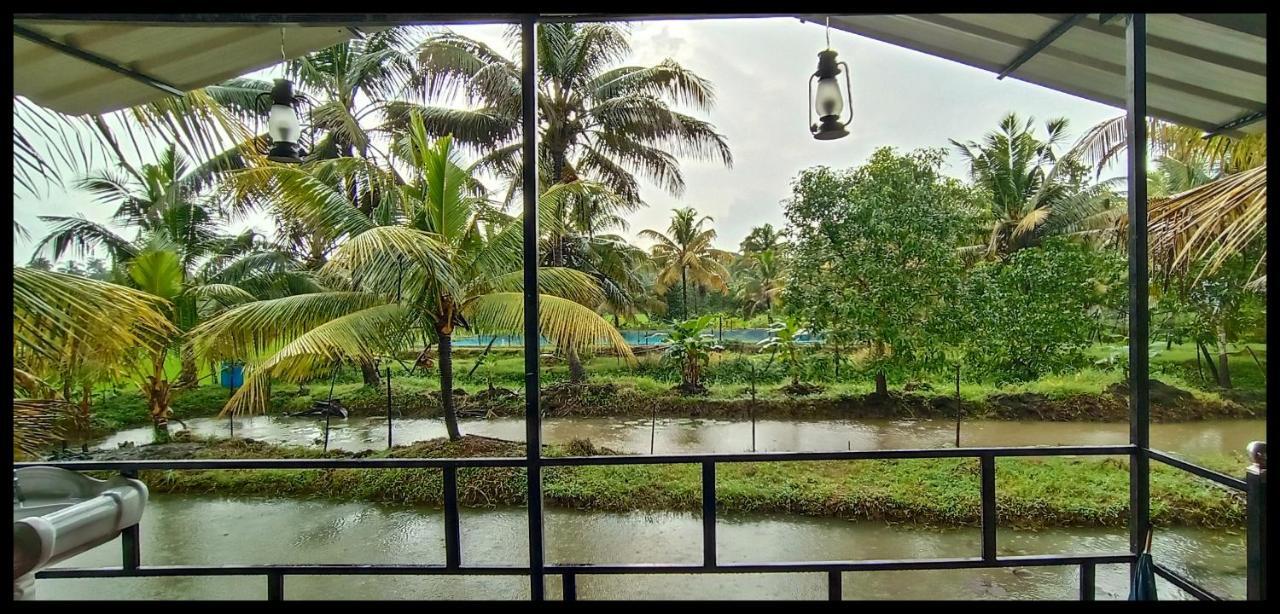 Thomman'S Farm Stay กัตตะยัม ภายนอก รูปภาพ